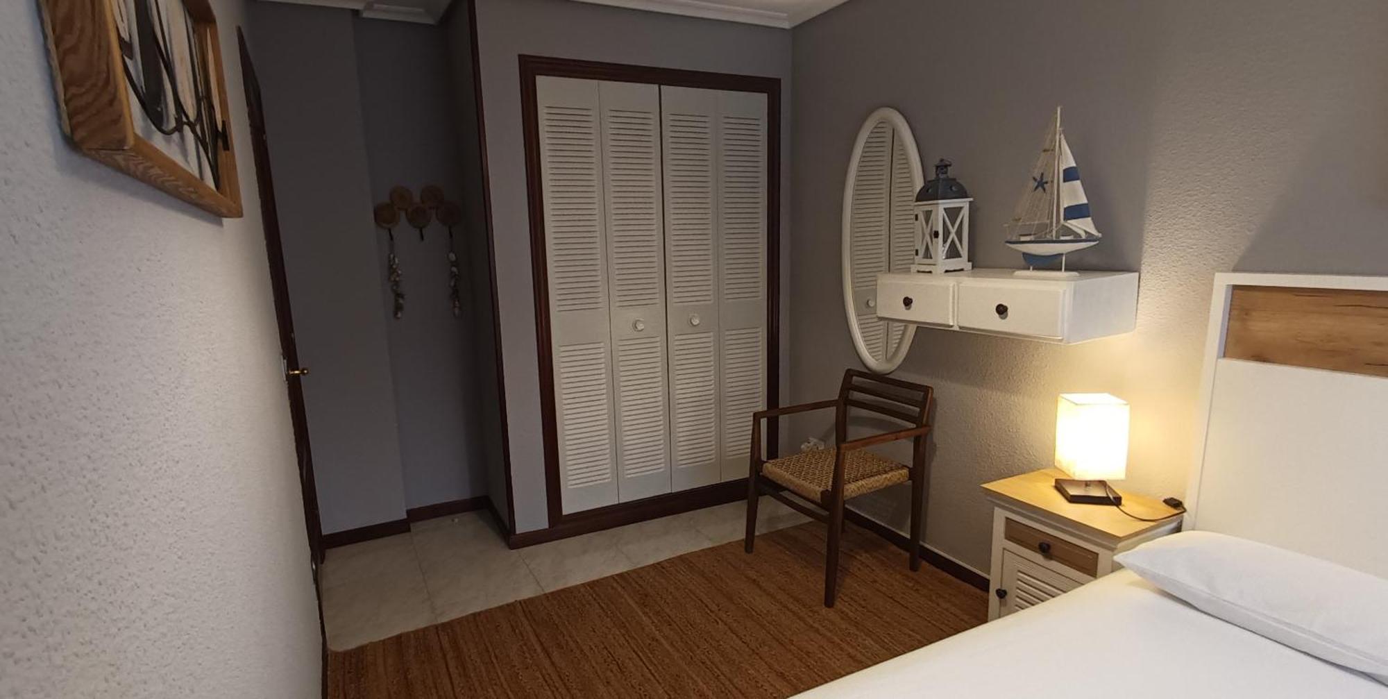 Апартаменты Apartamento A 30 Metros De La Playa Сан-Висенте-де-ла-Баркера Экстерьер фото